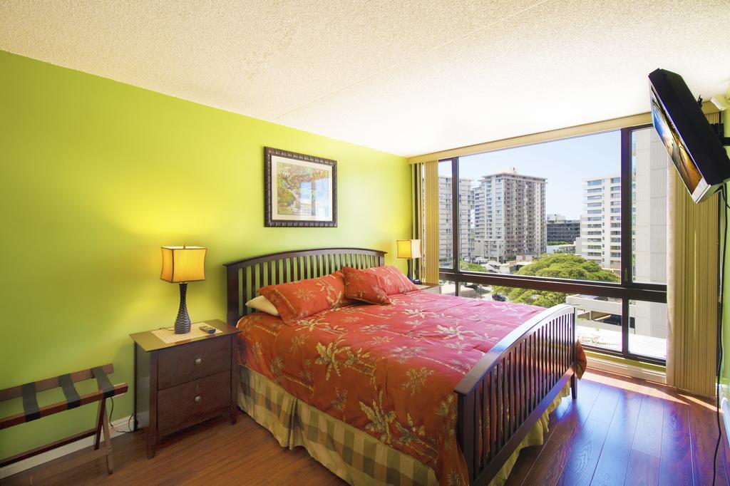 Waikiki Sunset Mountain View Near Beach With Parking Honolulu Extérieur photo