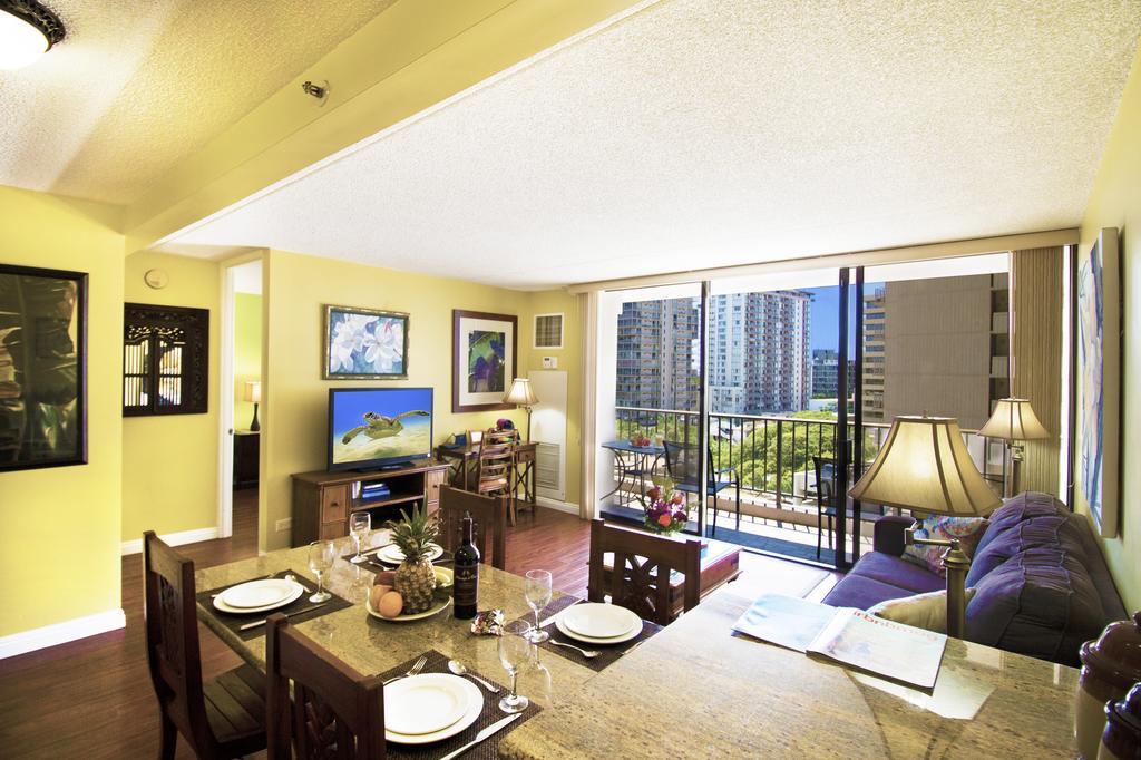 Waikiki Sunset Mountain View Near Beach With Parking Honolulu Extérieur photo
